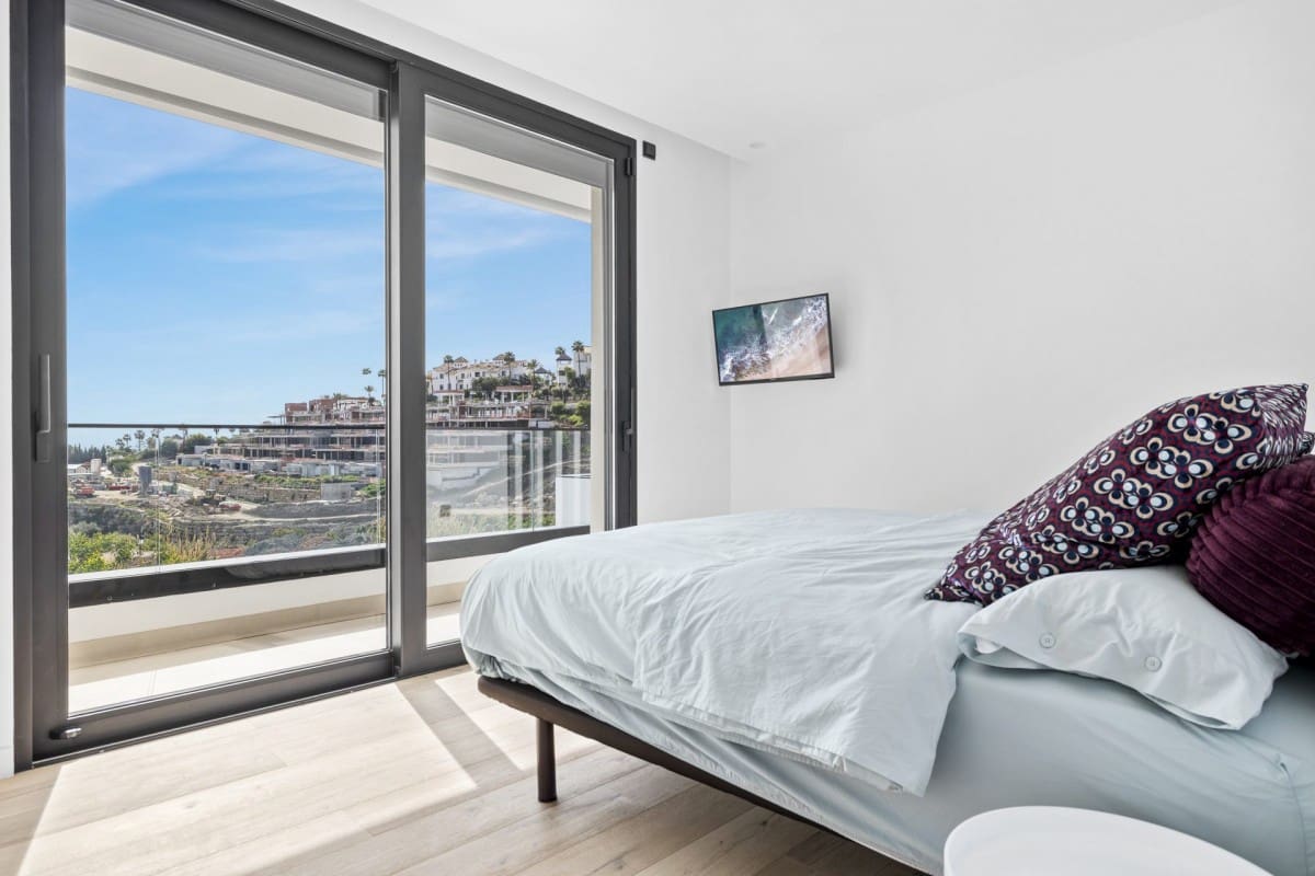 4 soveværelse Villa til salg i Benahavis med swimmingpool garage - € 3.485.000 (Ref: 9425973)