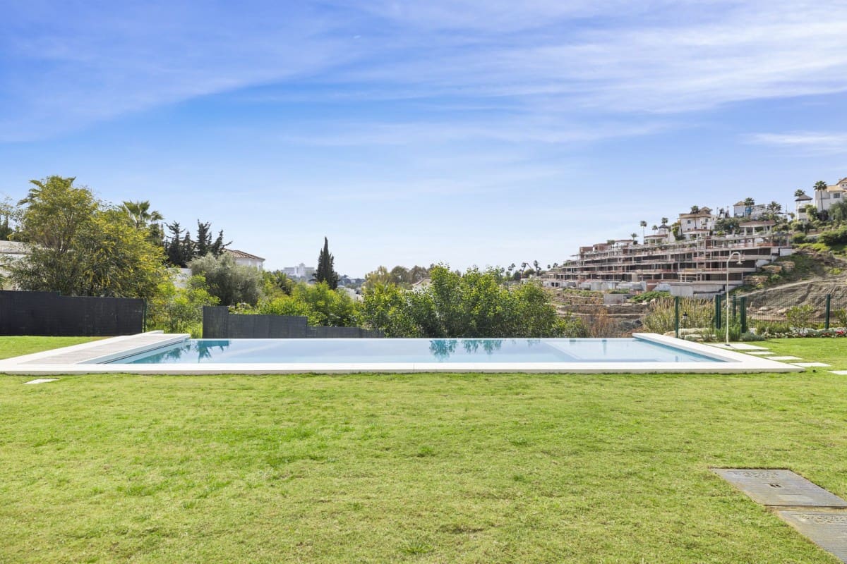 4 soveværelse Villa til salg i Benahavis med swimmingpool garage - € 3.485.000 (Ref: 9425973)
