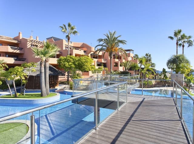 2 soverom Leilighet til salgs i New Golden Mile, Estepona med svømmebasseng garasje - € 605 000 (Ref: 9425974)