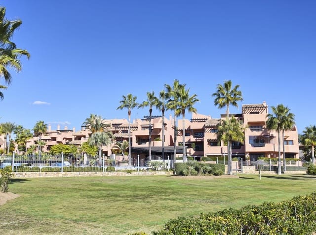 2 soverom Leilighet til salgs i New Golden Mile, Estepona med svømmebasseng garasje - € 605 000 (Ref: 9425974)
