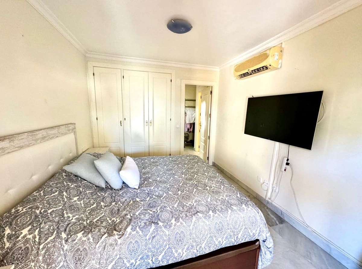 3 makuuhuone Huoneisto myytävänä paikassa Marbella mukana uima-altaan - 550 000 € (Ref: 9425977)