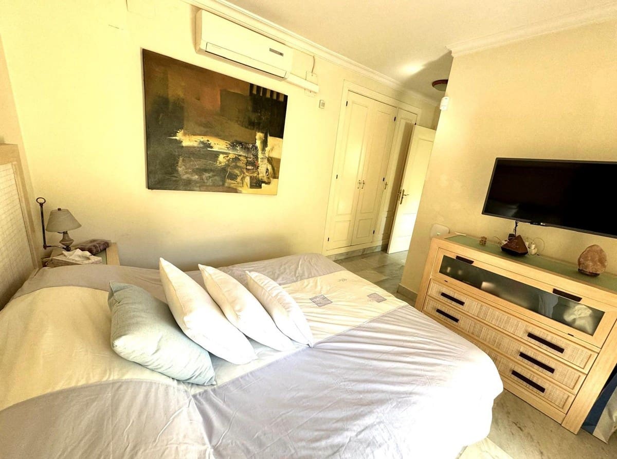 3 makuuhuone Huoneisto myytävänä paikassa Marbella mukana uima-altaan - 550 000 € (Ref: 9425977)