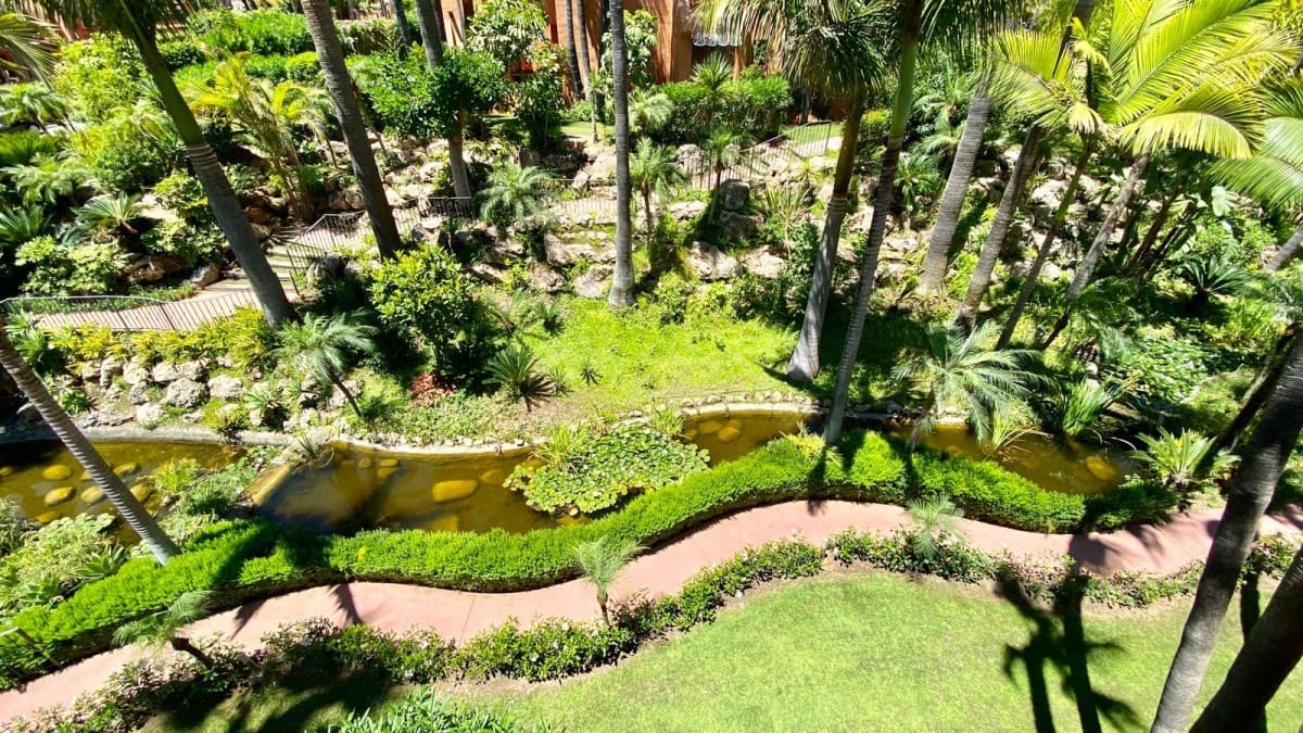 2 quarto Penthouse para venda em Puerto Banus com piscina garagem - 995 000 € (Ref: 9425979)