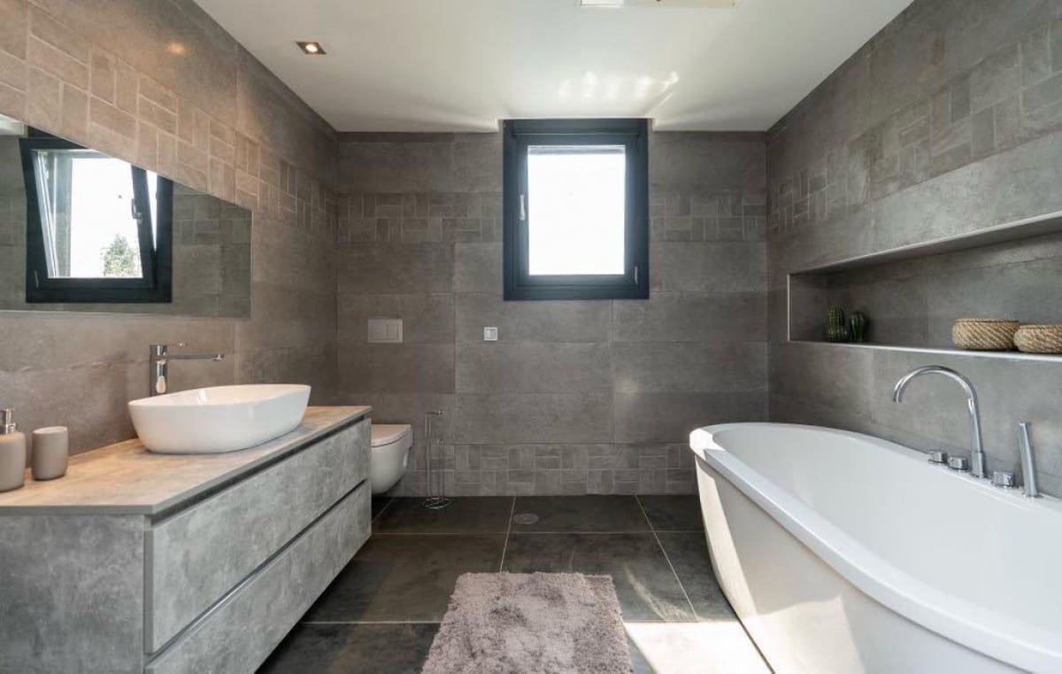 6 makuuhuone Huvila myytävänä paikassa Marbella mukana uima-altaan 
autotalli - 4 495 000 € (Ref: 9425982)