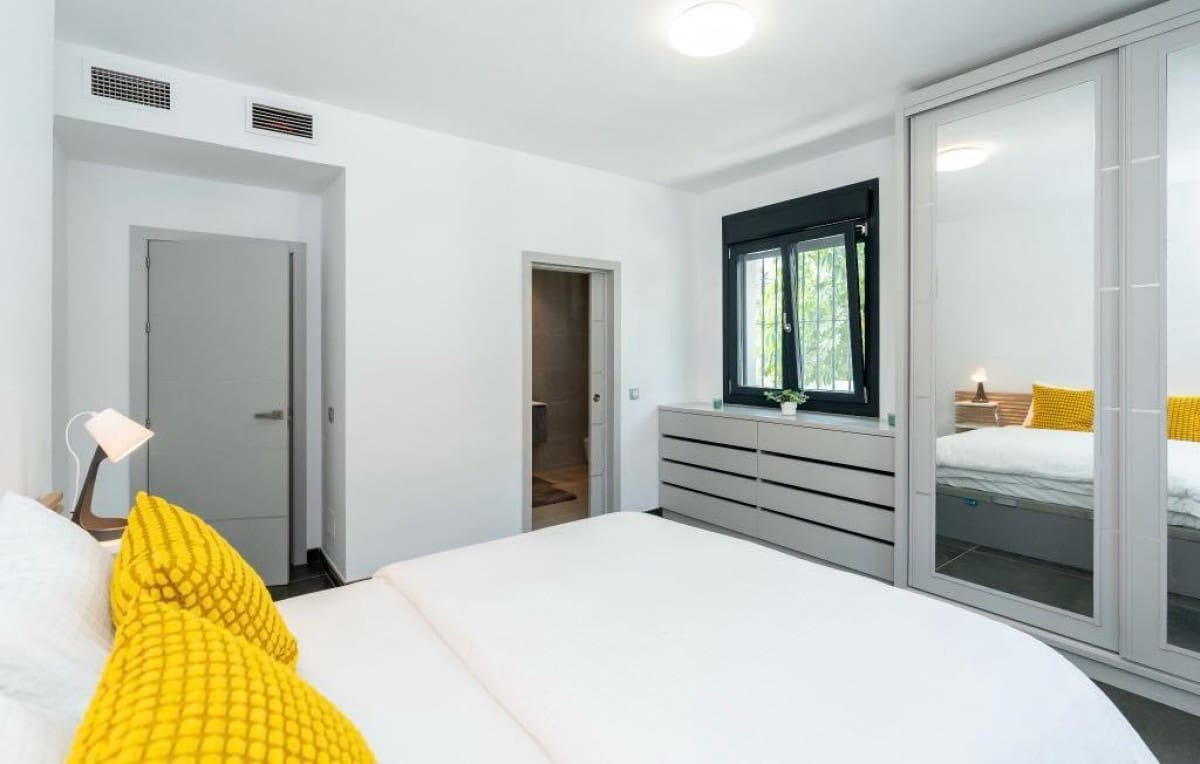 6 makuuhuone Huvila myytävänä paikassa Marbella mukana uima-altaan 
autotalli - 4 495 000 € (Ref: 9425982)