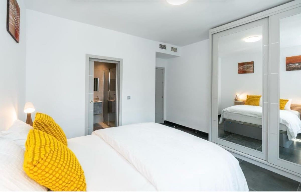 6 makuuhuone Huvila myytävänä paikassa Marbella mukana uima-altaan 
autotalli - 4 495 000 € (Ref: 9425982)