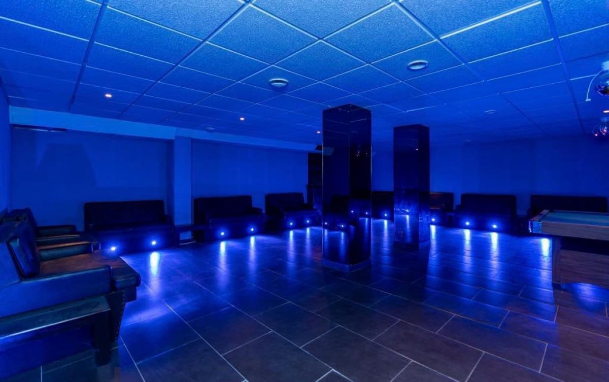 6 makuuhuone Huvila myytävänä paikassa Marbella mukana uima-altaan 
autotalli - 4 495 000 € (Ref: 9425982)