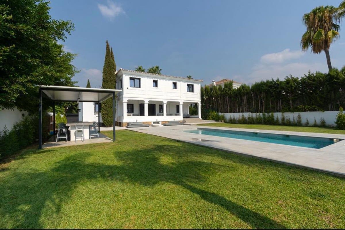 6 makuuhuone Huvila myytävänä paikassa Marbella mukana uima-altaan 
autotalli - 4 495 000 € (Ref: 9425982)