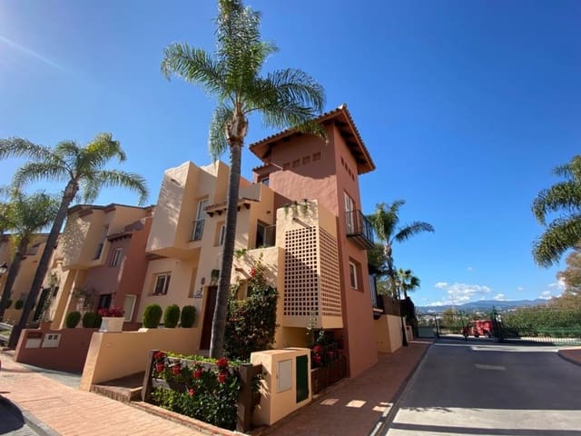 4 camera da letto Casa in vendita in Nueva Andalucia, Marbella con piscina garage - 599.000 € (Rif: 9425983)