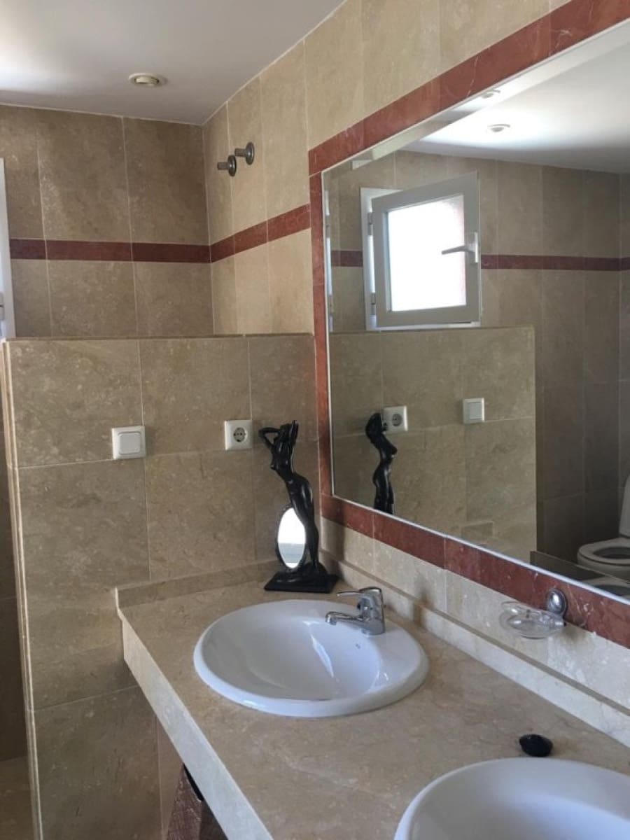 4 camera da letto Casa in vendita in Nueva Andalucia con piscina garage - 599.000 € (Rif: 9425983)