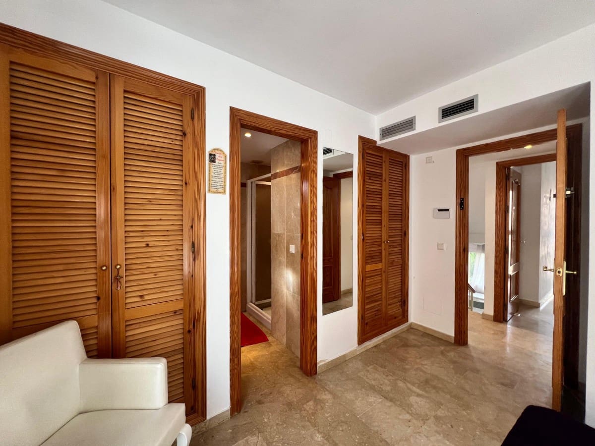 4 camera da letto Casa in vendita in Nueva Andalucia con piscina garage - 599.000 € (Rif: 9425983)