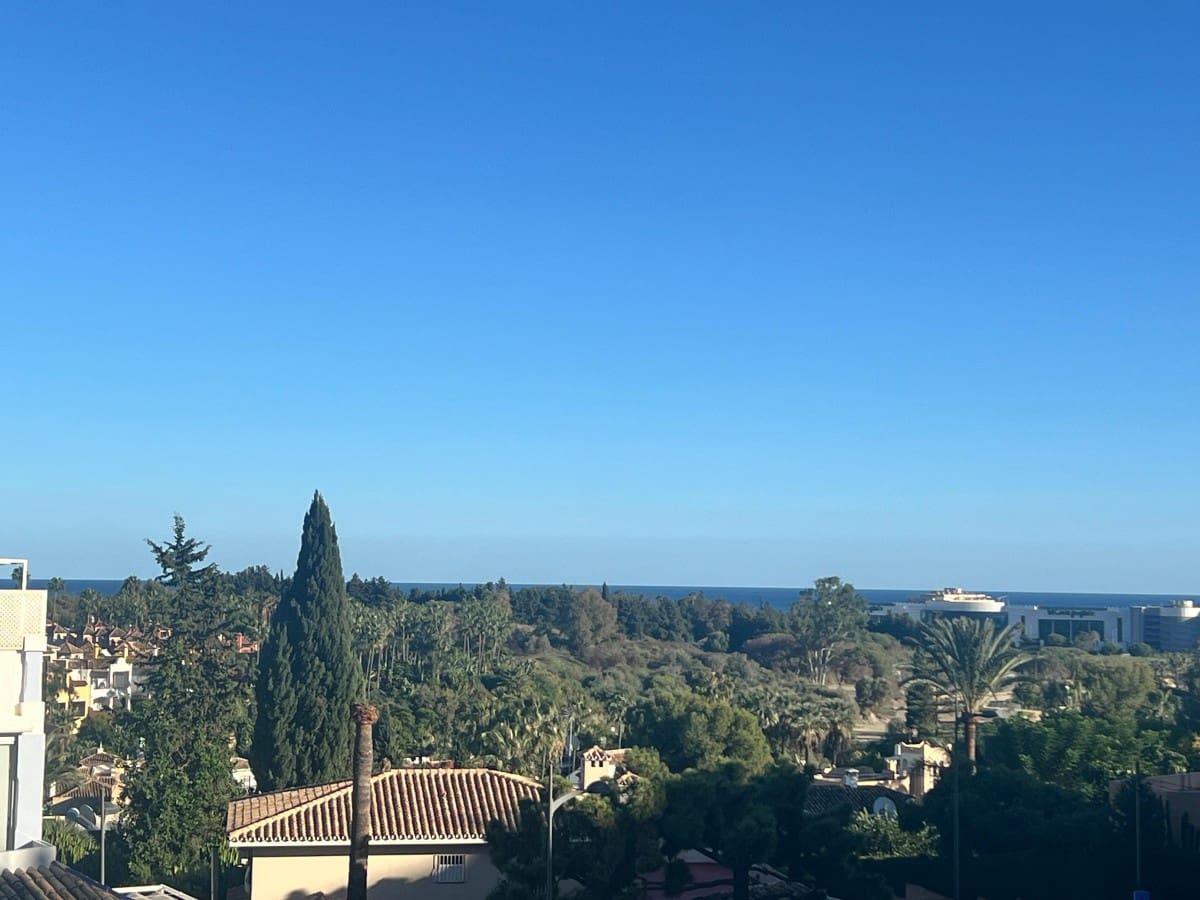 4 camera da letto Casa in vendita in Nueva Andalucia con piscina garage - 599.000 € (Rif: 9425983)