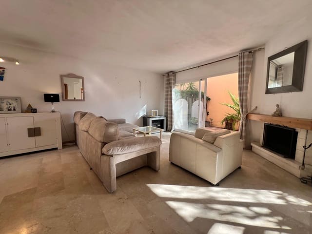 4 camera da letto Casa in vendita in Nueva Andalucia, Marbella con piscina garage - 599.000 € (Rif: 9425983)