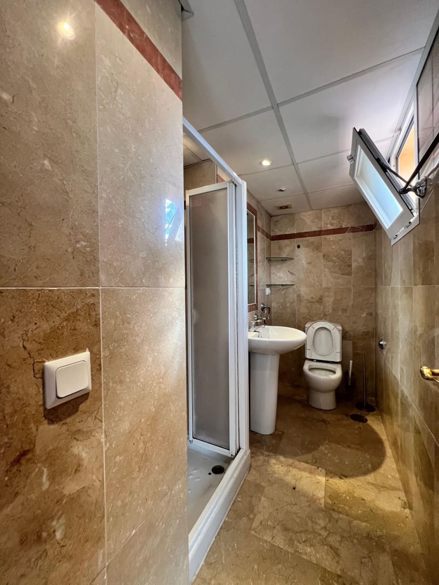 4 camera da letto Casa in vendita in Nueva Andalucia con piscina garage - 599.000 € (Rif: 9425983)