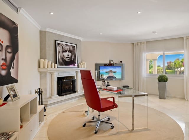 6 quarto Moradia para venda em Nueva Andalucia, Marbella com piscina garagem - 6 900 000 € (Ref: 9425984)