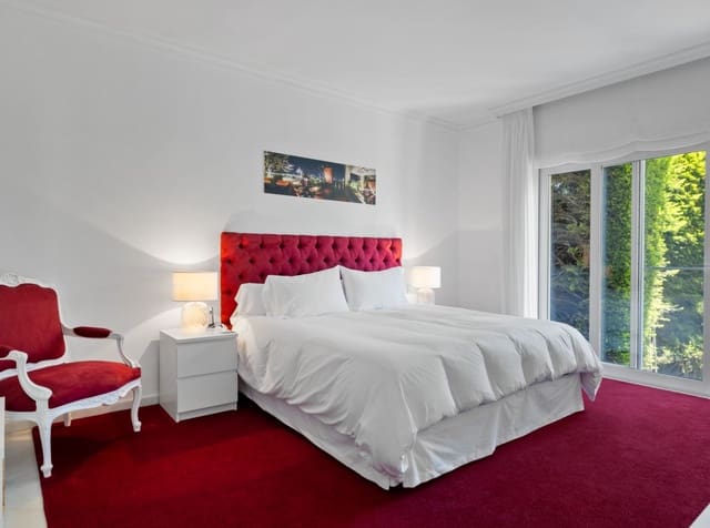 6 quarto Moradia para venda em Nueva Andalucia, Marbella com piscina garagem - 6 900 000 € (Ref: 9425984)