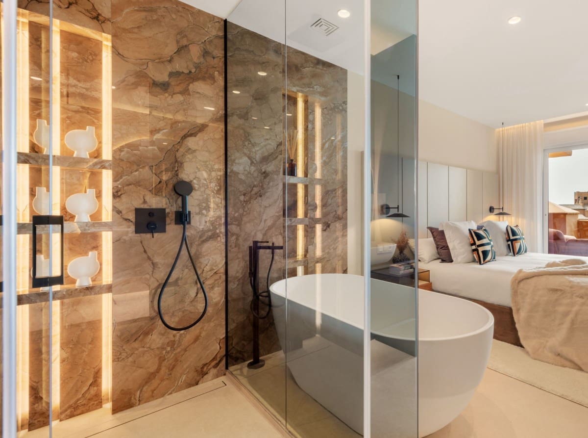 3 soveværelse Lejlighed til salg i Estepona med swimmingpool garage - € 2.395.000 (Ref: 9425986)