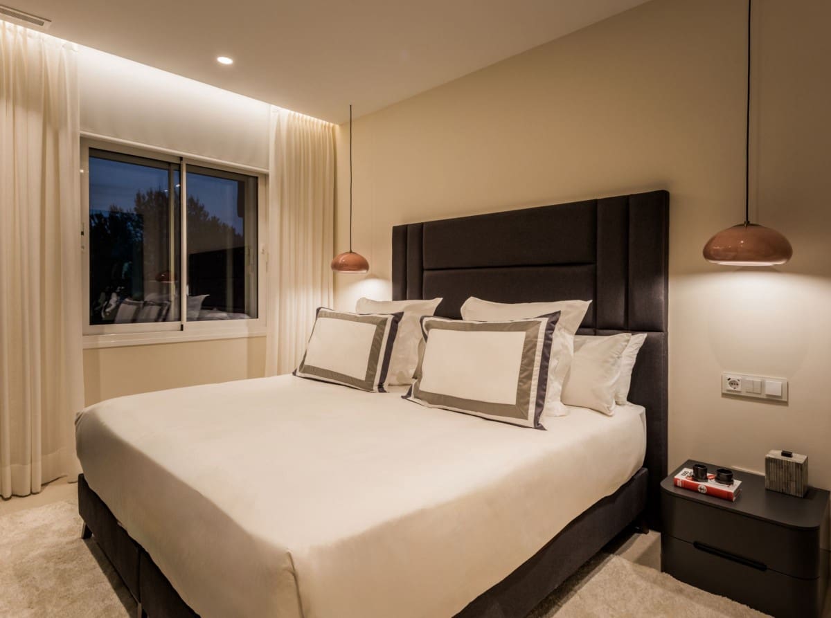 3 soveværelse Lejlighed til salg i Estepona med swimmingpool garage - € 2.395.000 (Ref: 9425986)