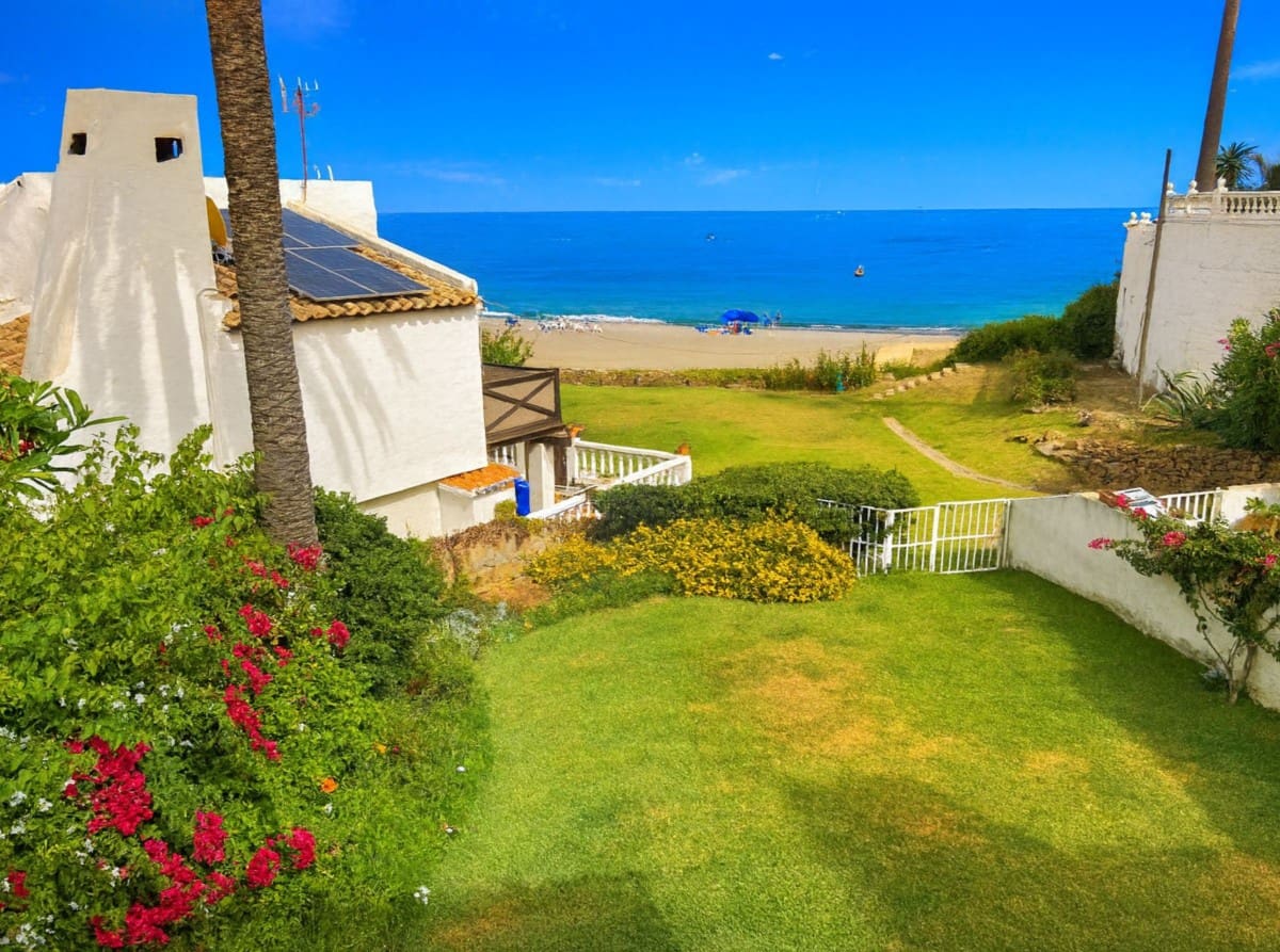 5 soverom Villa til salgs i Bahia Dorada med svømmebasseng garasje - € 1 499 000 (Ref: 9425987)