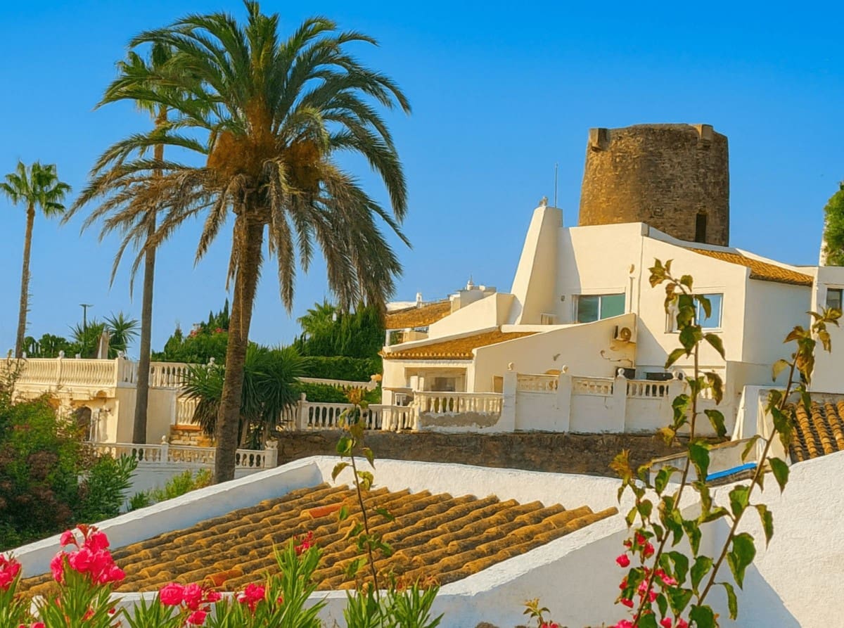 5 soverom Villa til salgs i Bahia Dorada med svømmebasseng garasje - € 1 499 000 (Ref: 9425987)