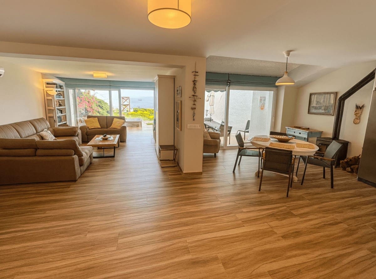 5 soverom Villa til salgs i Bahia Dorada med svømmebasseng garasje - € 1 499 000 (Ref: 9425987)