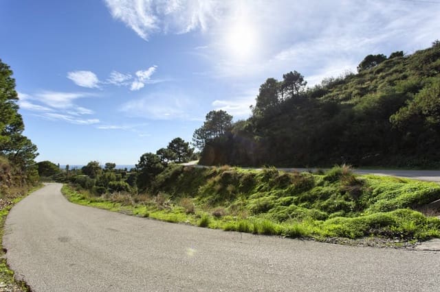 Ubebygd land til salgs i Estepona - € 95 000 (Ref: 9425988)