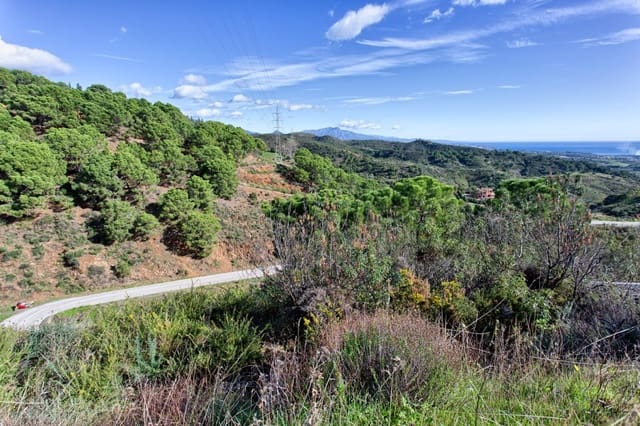 Ubebygd land til salgs i Estepona - € 95 000 (Ref: 9425988)