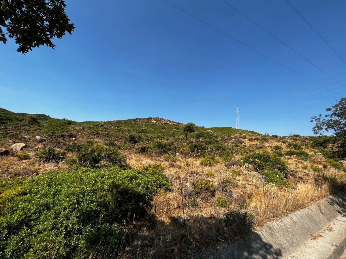 Ubebygd land til salgs i Estepona - € 695 000 (Ref: 9425990)