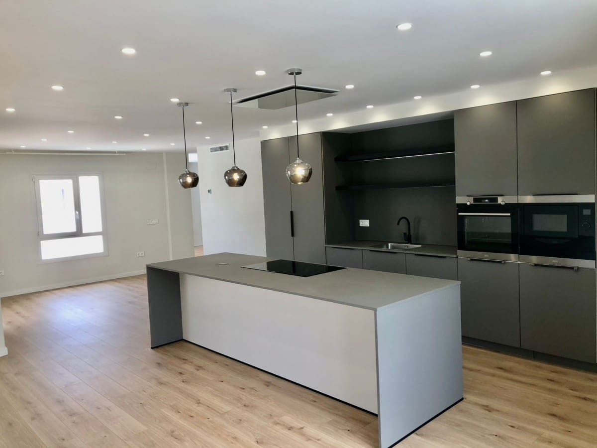 4 soveværelse Penthouse til salg i San Pedro de Alcantara med swimmingpool garage - € 1.200.000 (Ref: 9425991)