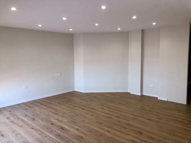 4 quarto Penthouse para venda em San Pedro de Alcantara, Marbella com piscina garagem - 1 200 000 € (Ref: 9425991)