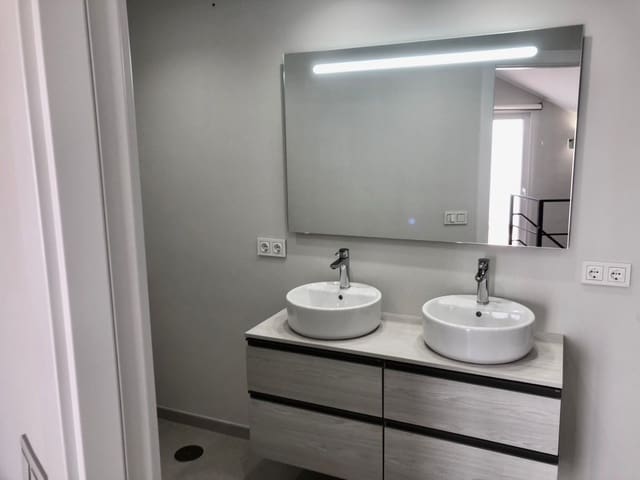 4 quarto Penthouse para venda em San Pedro de Alcantara, Marbella com piscina garagem - 1 200 000 € (Ref: 9425991)