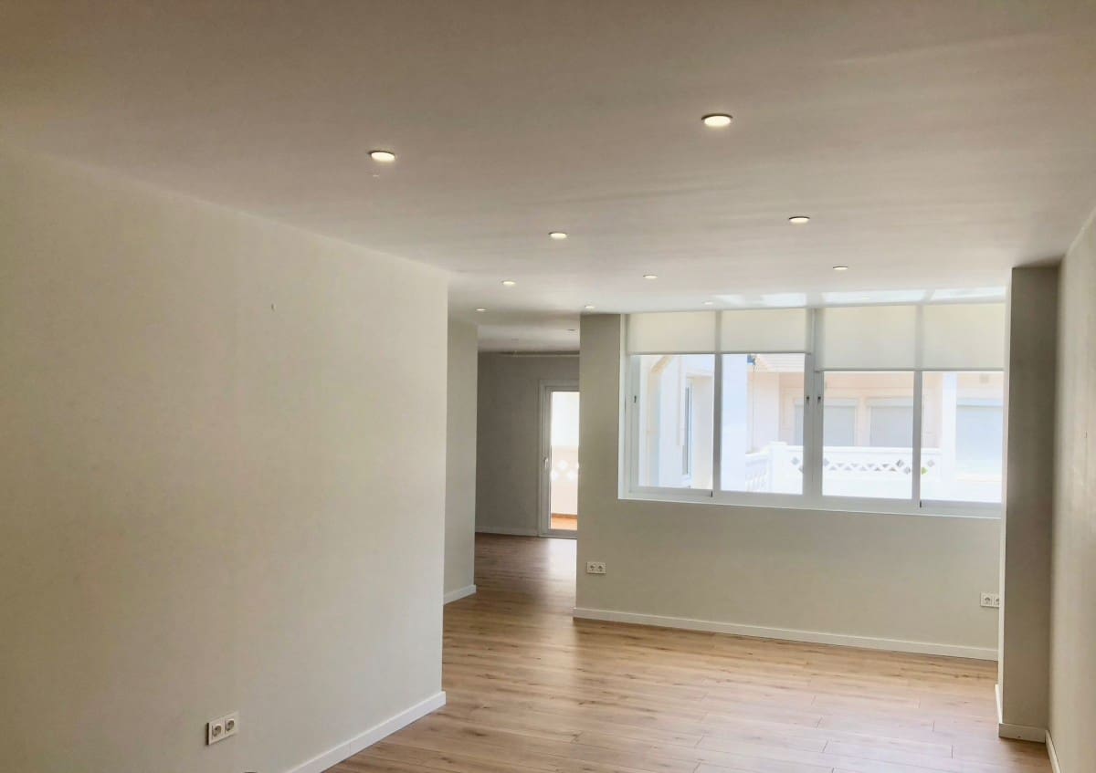 4 soveværelse Penthouse til salg i San Pedro de Alcantara med swimmingpool garage - € 1.200.000 (Ref: 9425991)