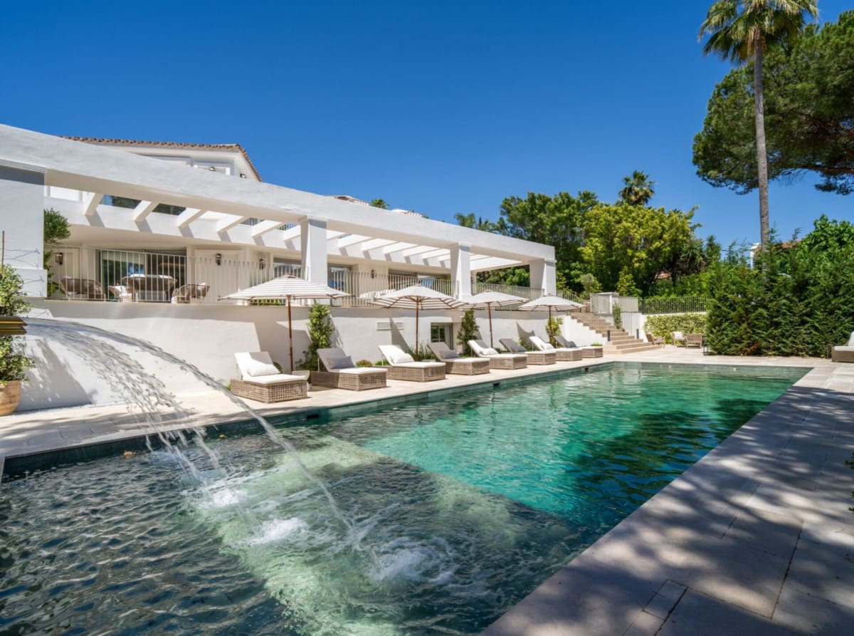 6 soverom Villa til salgs i Marbella med svømmebasseng garasje - € 8 950 000 (Ref: 9425993)