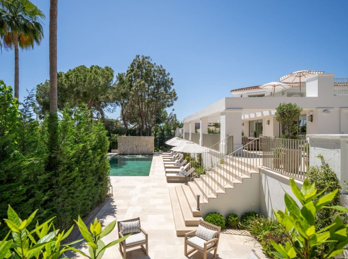 6 soverom Villa til salgs i Marbella med svømmebasseng garasje - € 8 950 000 (Ref: 9425993)