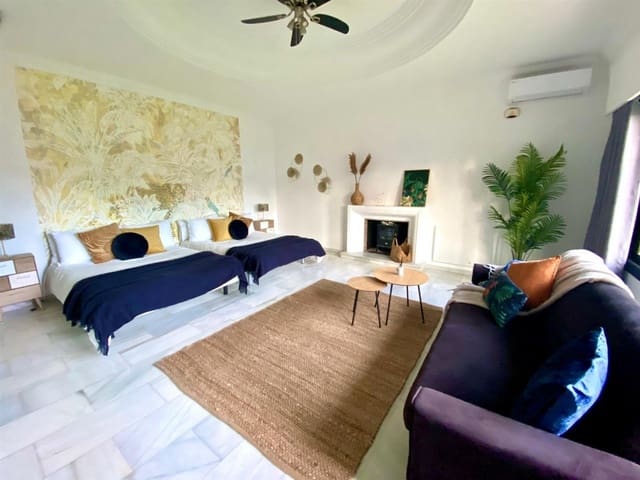 10 quarto Moradia para venda em Marbella com piscina garagem - 2 595 000 € (Ref: 9425995)