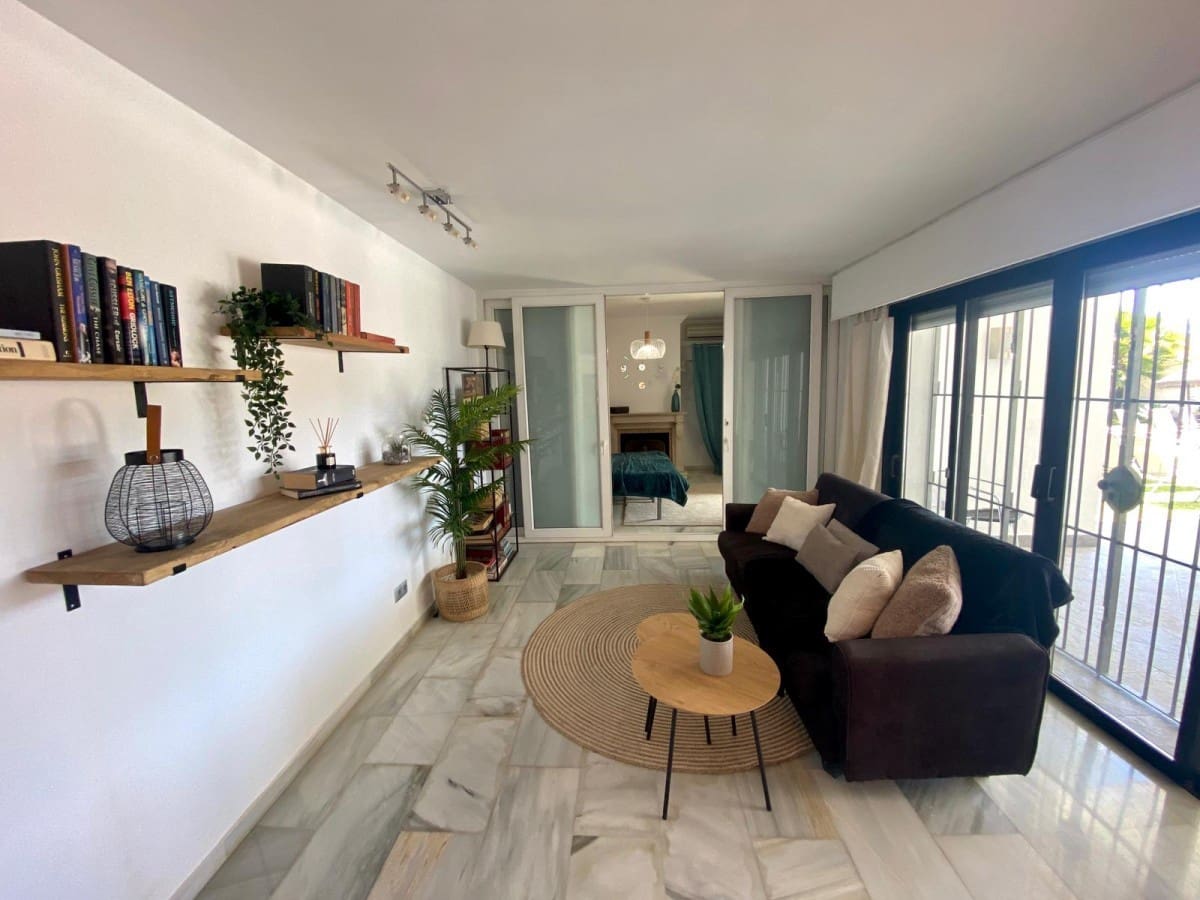 10 quarto Moradia para venda em Marbella com piscina garagem - 2 595 000 € (Ref: 9425995)