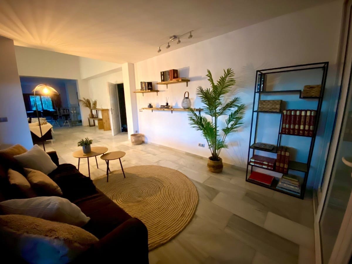 10 quarto Moradia para venda em Marbella com piscina garagem - 2 595 000 € (Ref: 9425995)