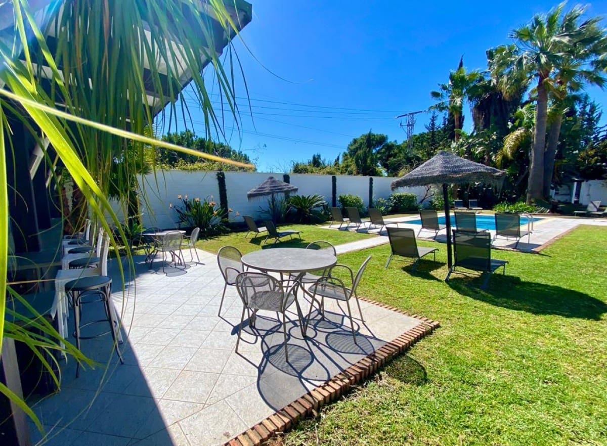 10 quarto Moradia para venda em Marbella com piscina garagem - 2 595 000 € (Ref: 9425995)