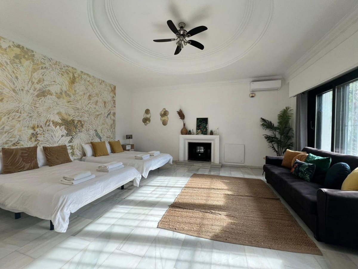 10 quarto Moradia para venda em Marbella com piscina garagem - 2 595 000 € (Ref: 9425995)