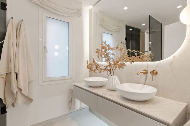 3 quarto Apartamento para venda em Estepona com piscina garagem - 2 350 000 € (Ref: 9425996)