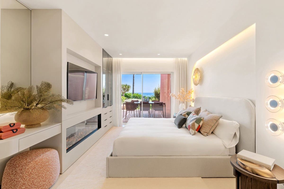 3 quarto Apartamento para venda em Estepona com piscina garagem - 2 350 000 € (Ref: 9425996)