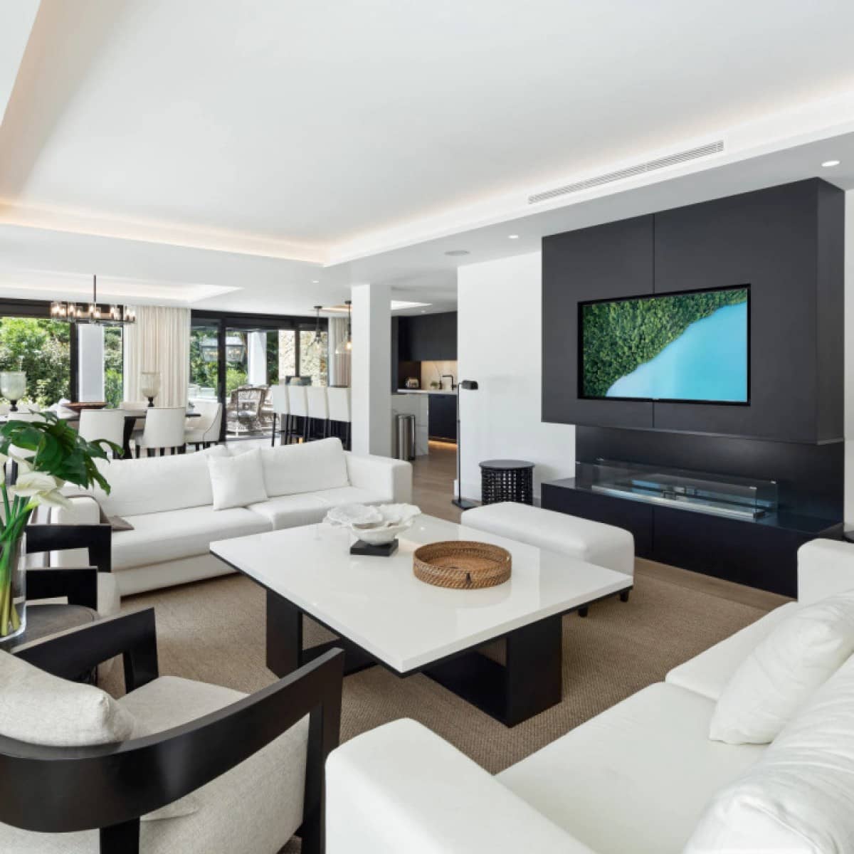 5 makuuhuone Huvila myytävänä paikassa Nueva Andalucia mukana uima-altaan 
autotalli - 6 950 000 € (Ref: 9426001)