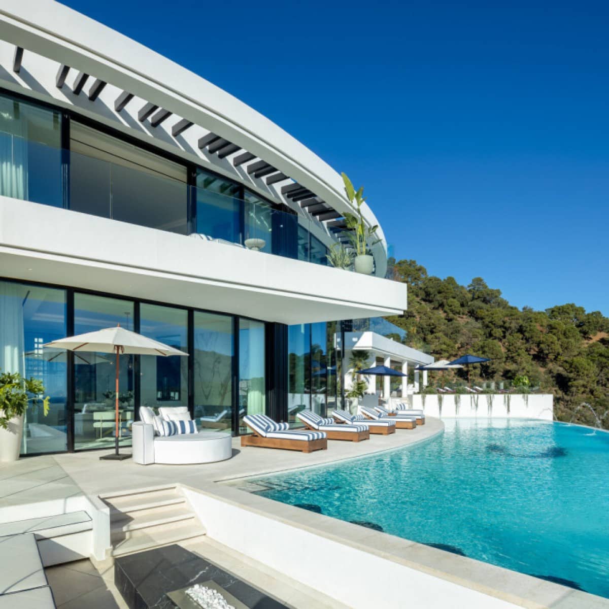 9 camera da letto Villa in vendita in Benahavis con piscina garage - 30.000.000 € (Rif: 9426003)