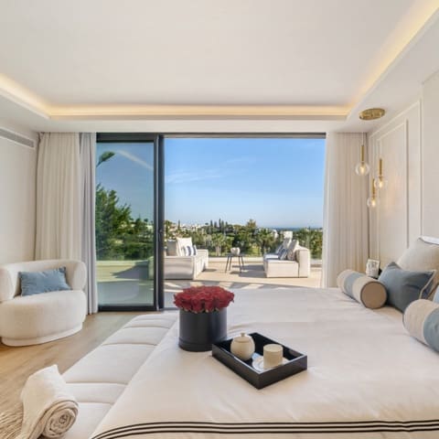 6 makuuhuone Huvila myytävänä paikassa Nueva Andalucia, Marbella mukana uima-altaan 
autotalli - 7 350 000 € (Ref: 9426004)