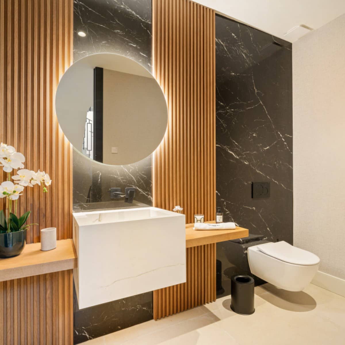 6 makuuhuone Huvila myytävänä paikassa Nueva Andalucia mukana uima-altaan 
autotalli - 7 350 000 € (Ref: 9426004)