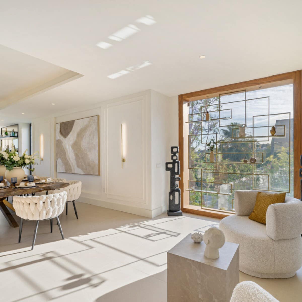 6 makuuhuone Huvila myytävänä paikassa Nueva Andalucia mukana uima-altaan 
autotalli - 7 350 000 € (Ref: 9426004)