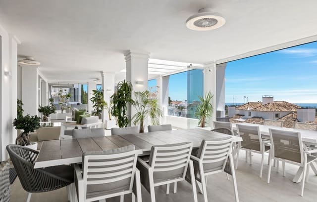 7 makuuhuone Huoneisto myytävänä paikassa Nueva Andalucia, Marbella mukana uima-altaan 
autotalli - 4 300 000 € (Ref: 9426017)