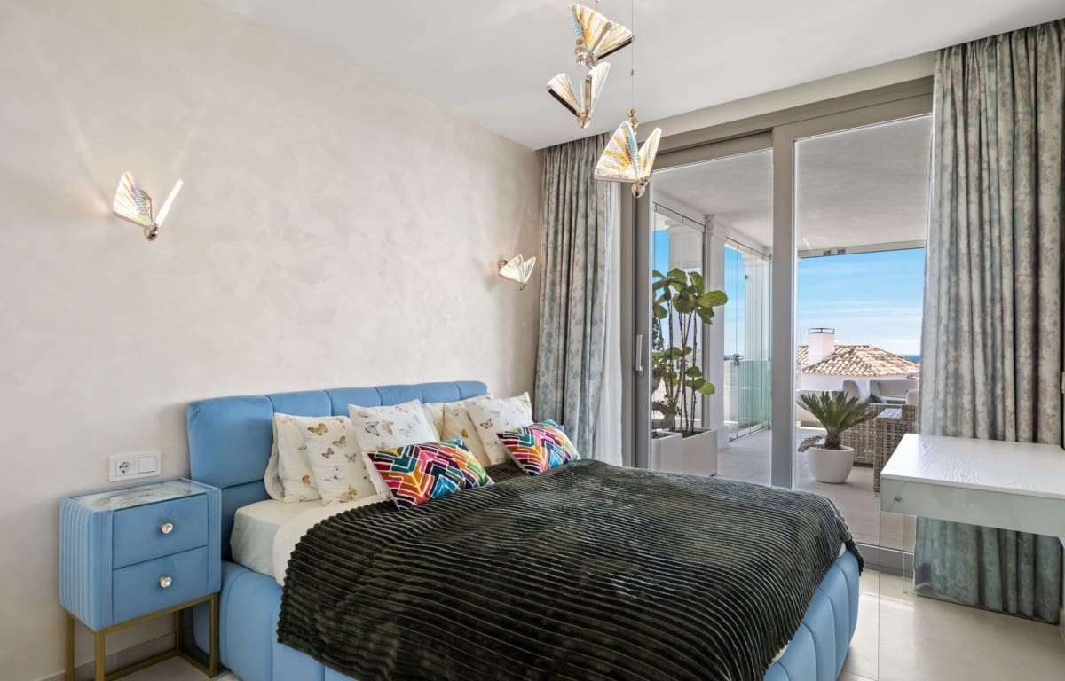 7 bedroom Apartment for sale in Nueva Andalucia with pool garage - € 4,300,000 (Ref: 9426017)