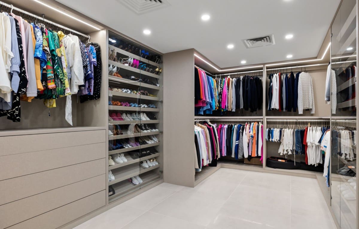 7 chambre Appartement à vendre à Nueva Andalucia avec piscine garage - 4 300 000 € (Ref: 9426017)