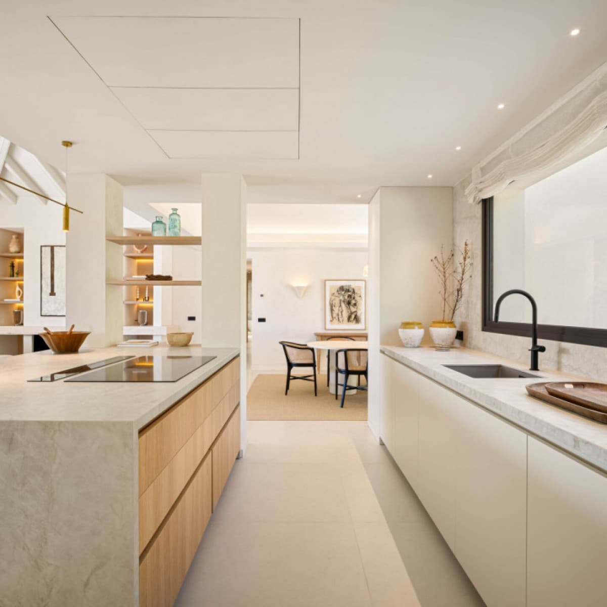 4 makuuhuone Huvila myytävänä paikassa Nueva Andalucia mukana uima-altaan 
autotalli - 4 350 000 € (Ref: 9426022)